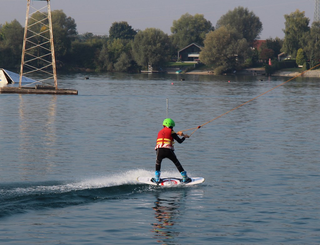 2017 09 Wakeboard1